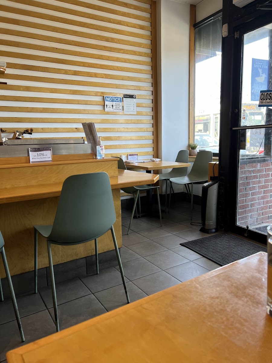 Fish Market Sushi Bar